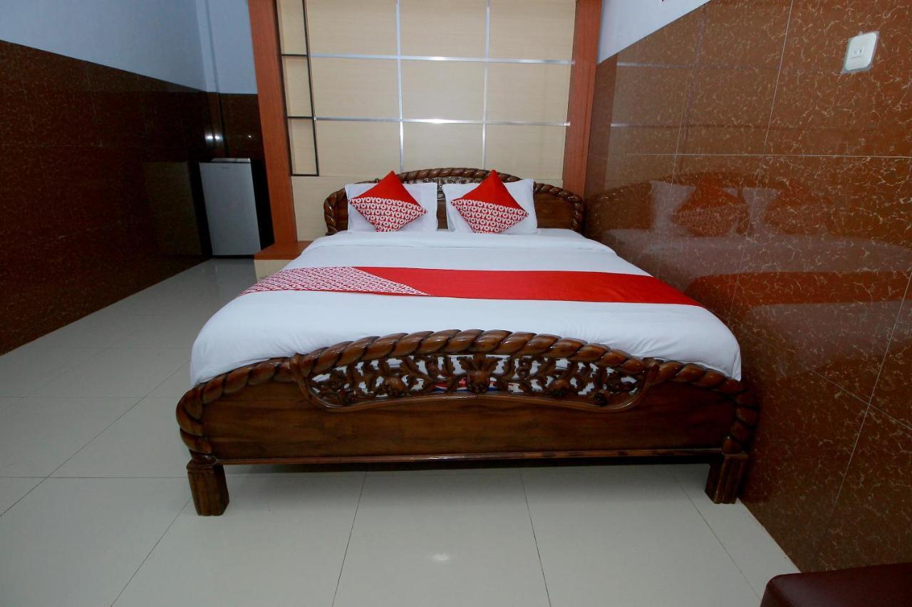 Oyo 1669 Hotel Vista Syariah Bengkulu Esterno foto