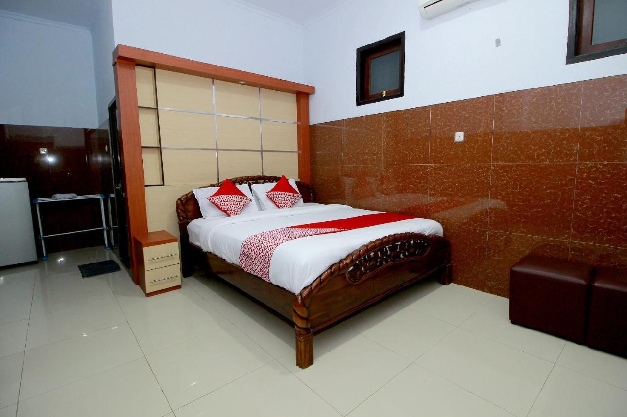 Oyo 1669 Hotel Vista Syariah Bengkulu Esterno foto
