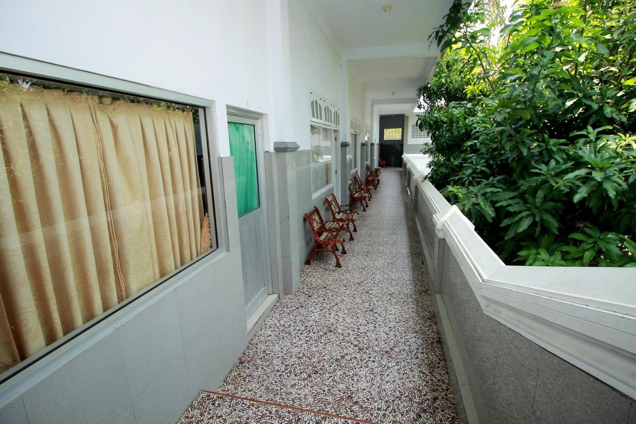 Oyo 1669 Hotel Vista Syariah Bengkulu Esterno foto