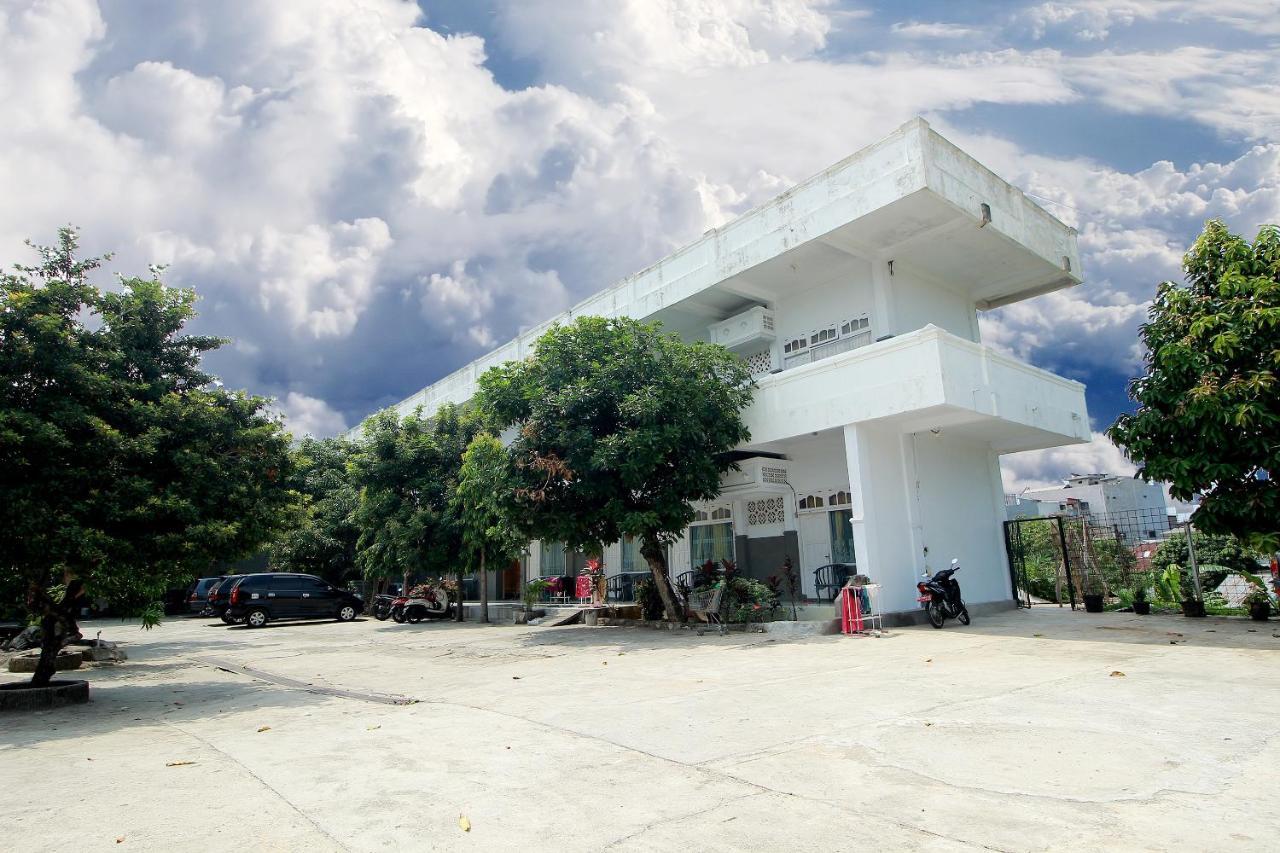 Oyo 1669 Hotel Vista Syariah Bengkulu Esterno foto